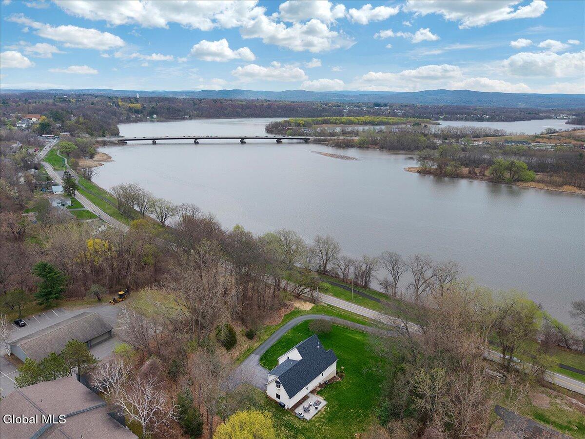 29 Canal Road Clifton Park NY 12065