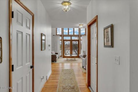 29 Canal Road Clifton Park NY 12065