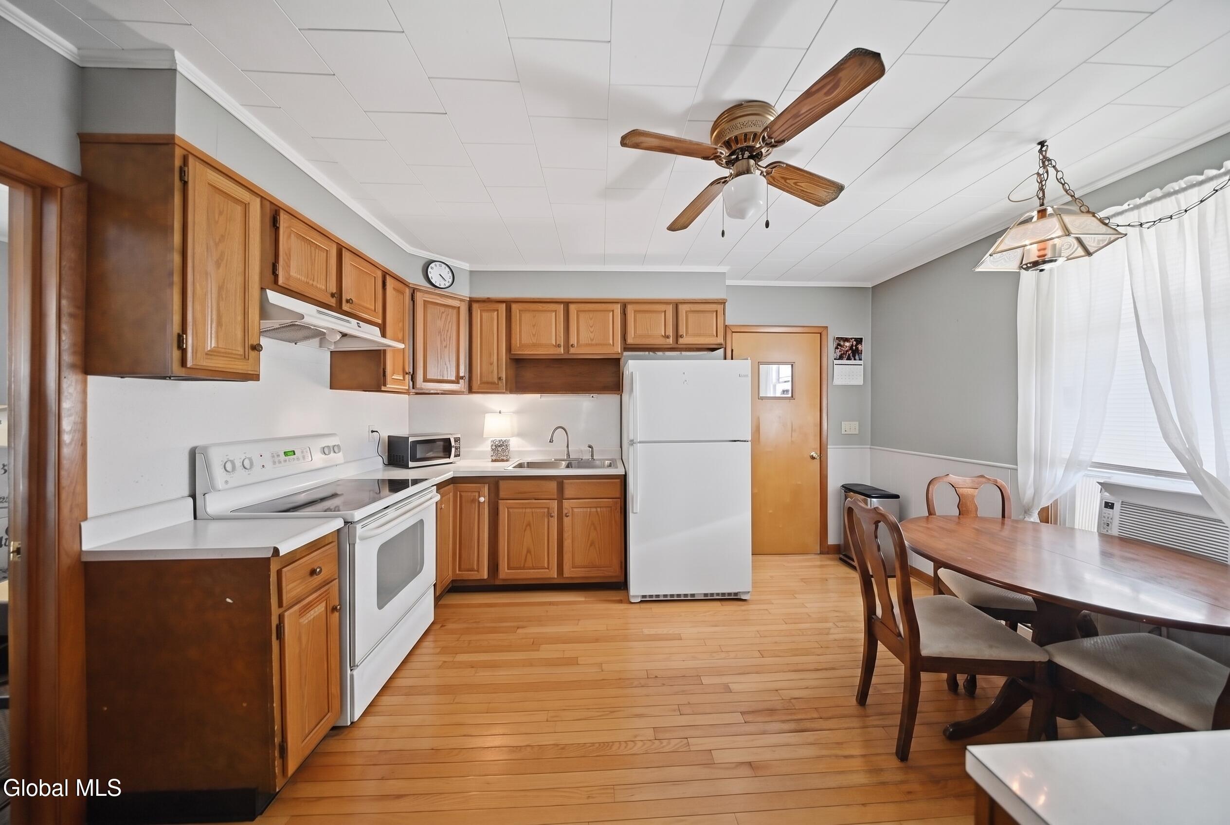 19 Grove Avenue Colonie NY 12110
