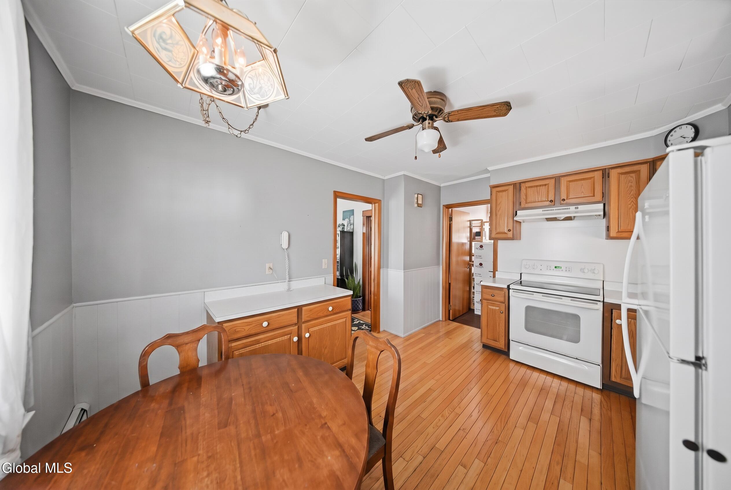 19 Grove Avenue Colonie NY 12110