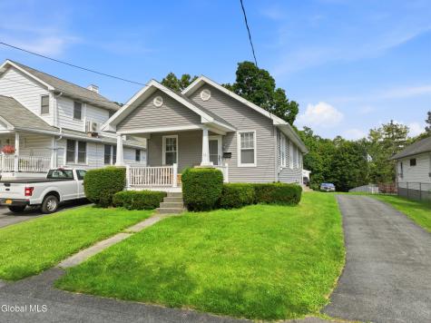 19 Grove Avenue Colonie NY 12110