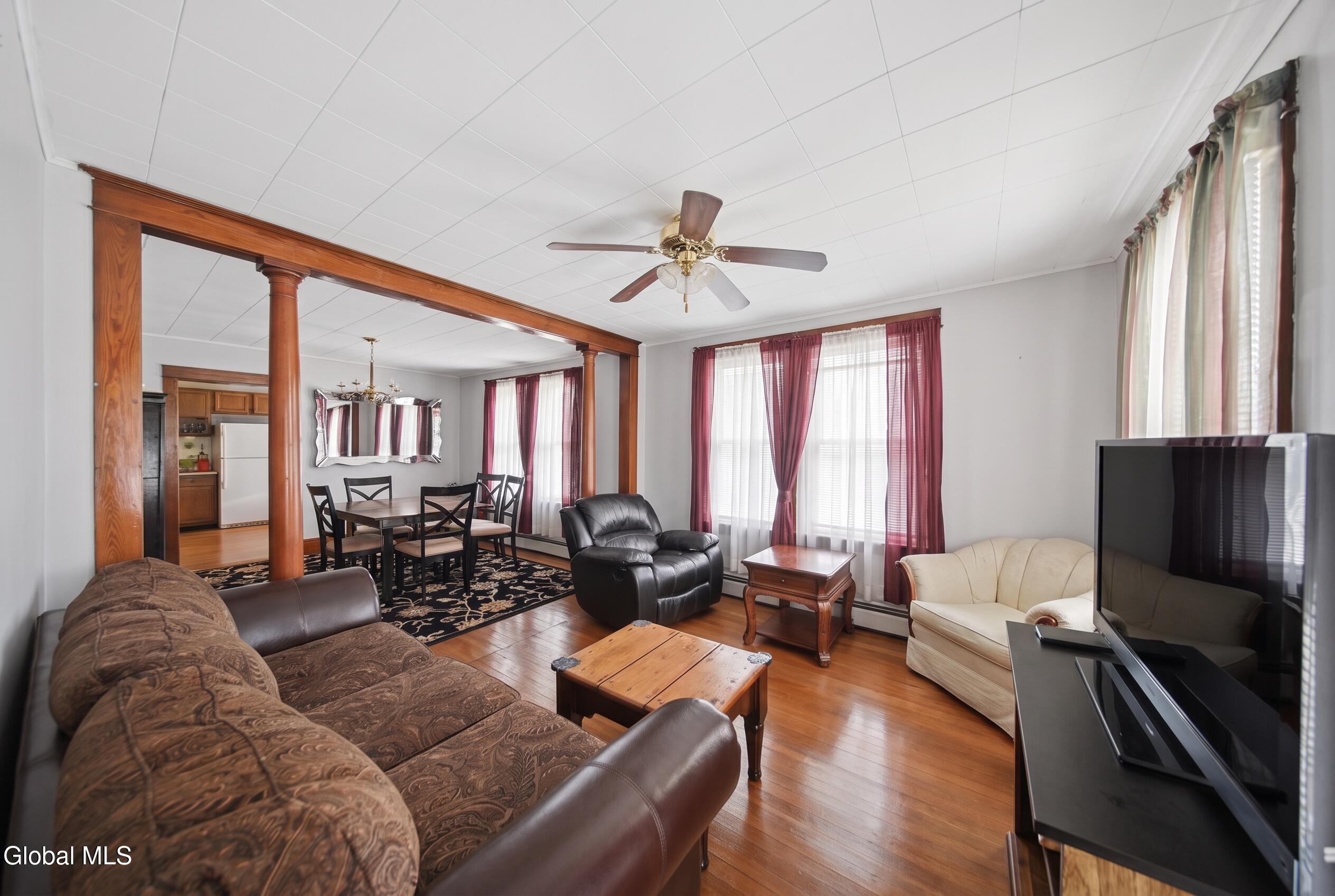 19 Grove Avenue Colonie NY 12110