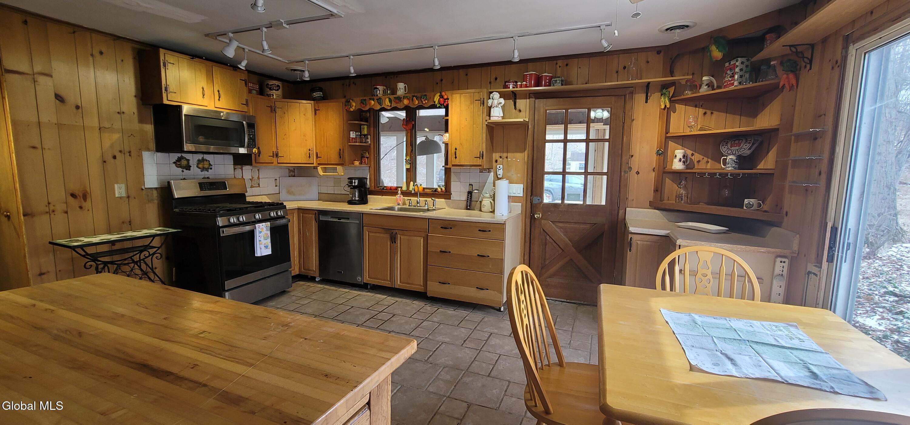 14 East Road Stephentown NY 12168
