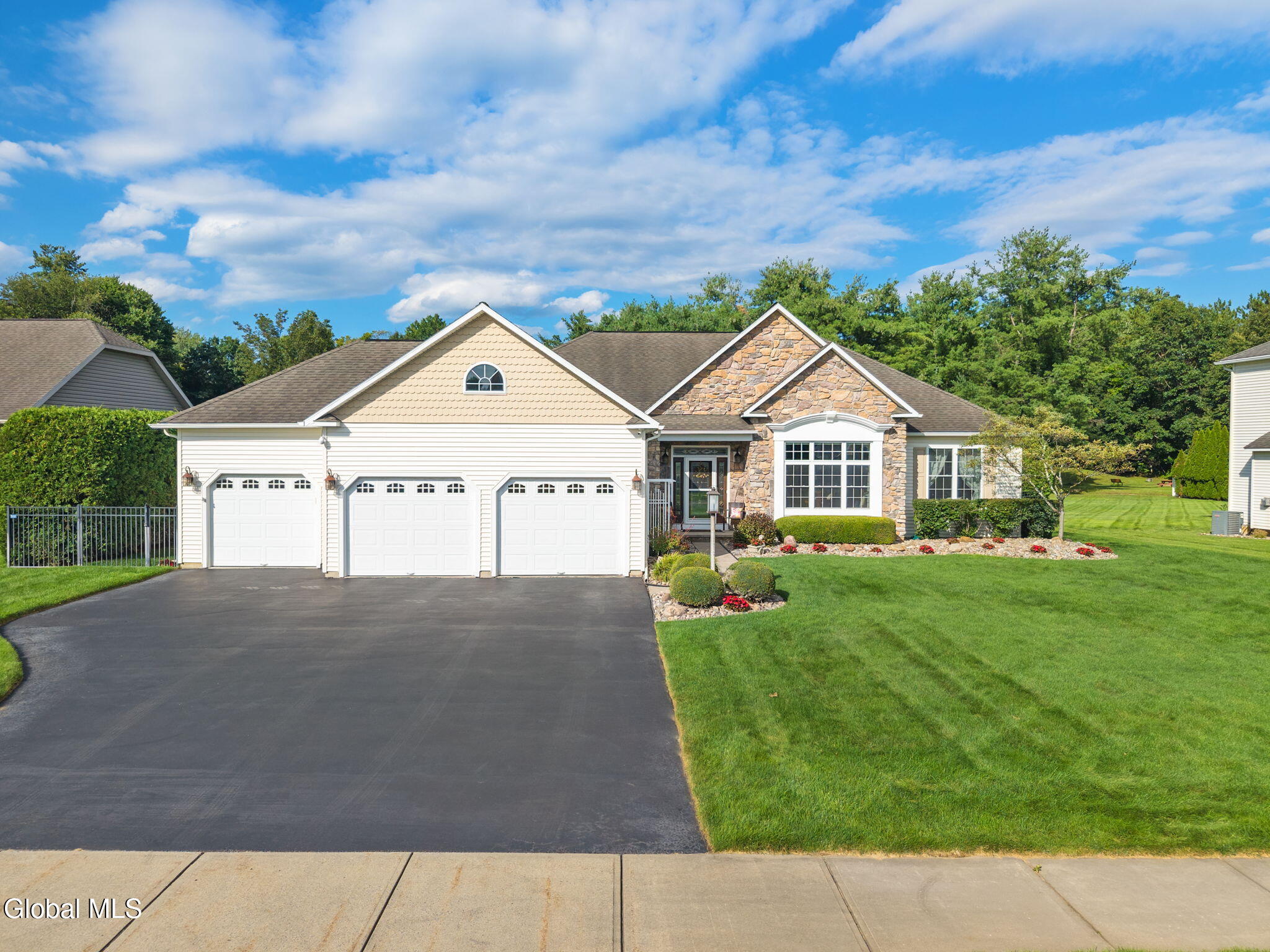 1034 Dibella Drive Schenectady NY 12303