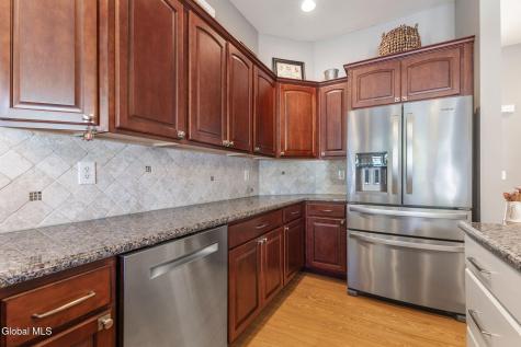 1034 Dibella Drive Schenectady NY 12303