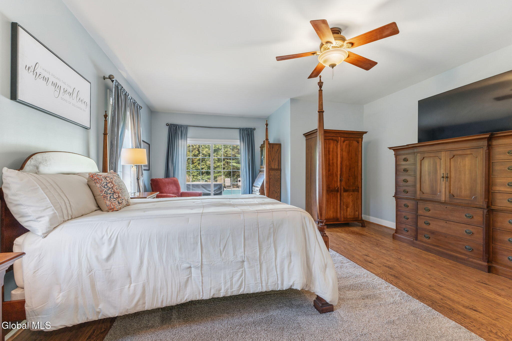 1034 Dibella Drive Schenectady NY 12303