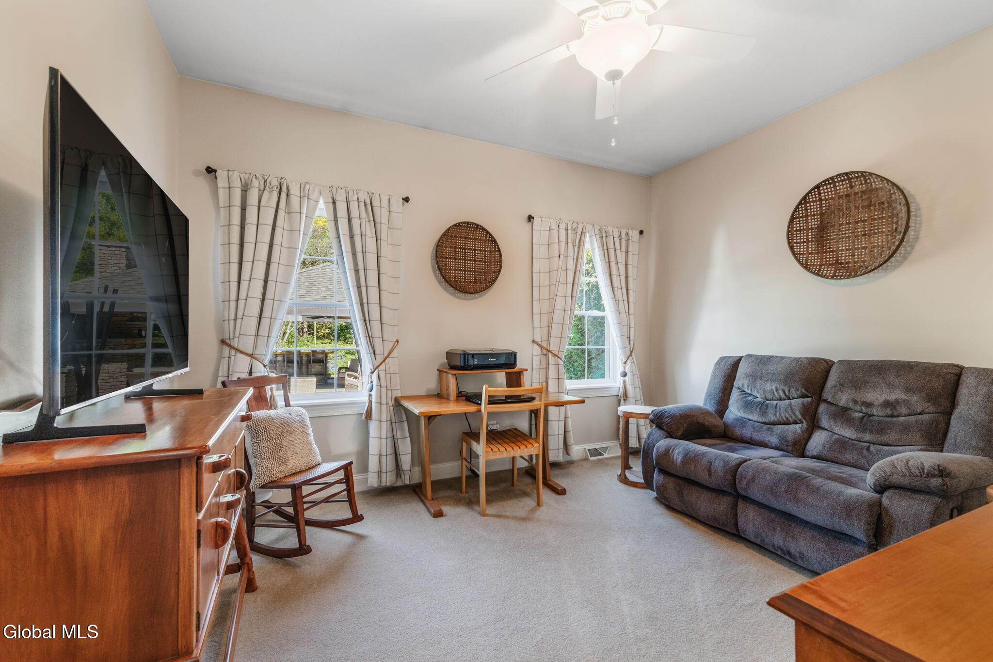 1034 Dibella Drive Schenectady NY 12303