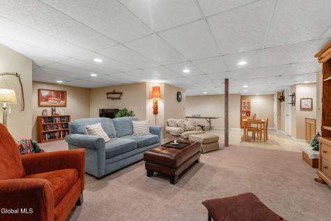 1034 Dibella Drive Schenectady NY 12303