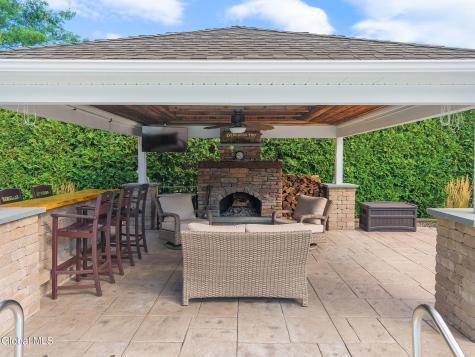 1034 Dibella Drive Schenectady NY 12303