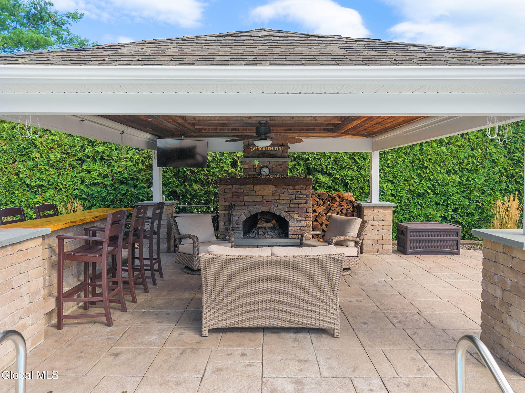 1034 Dibella Drive Schenectady NY 12303