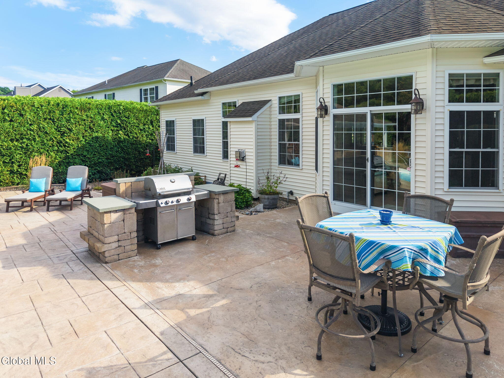 1034 Dibella Drive Schenectady NY 12303