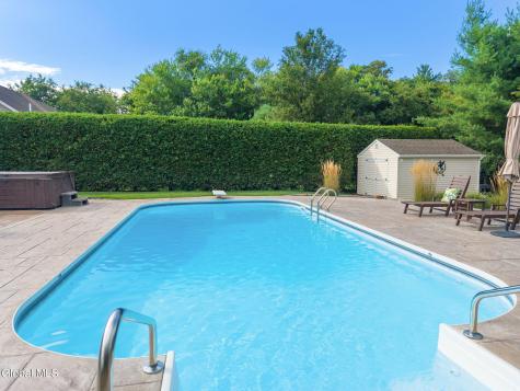 1034 Dibella Drive Schenectady NY 12303