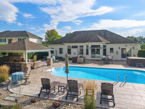 1034 Dibella Drive Schenectady NY 12303
