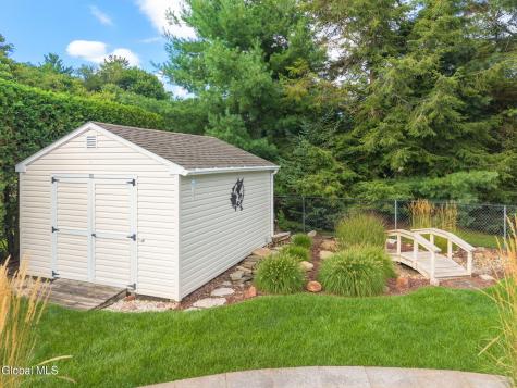 1034 Dibella Drive Schenectady NY 12303