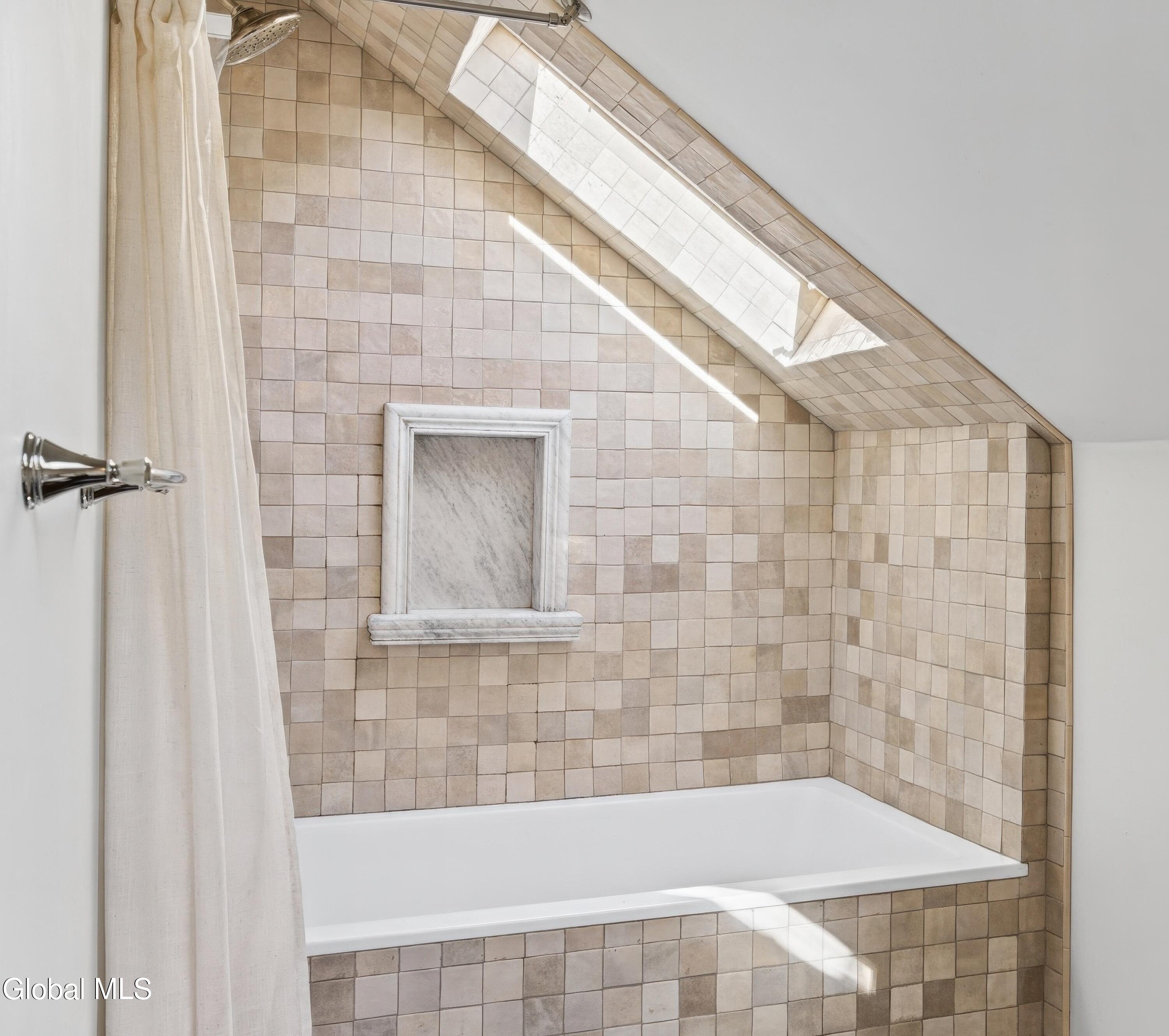 2606 15th Street Troy NY 12180