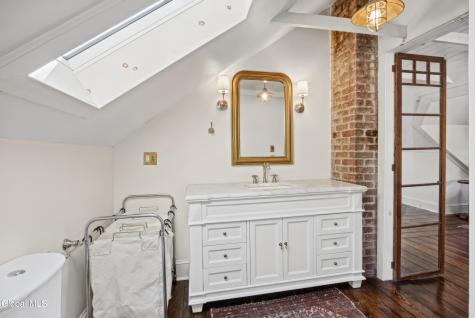 2606 15th Street Troy NY 12180