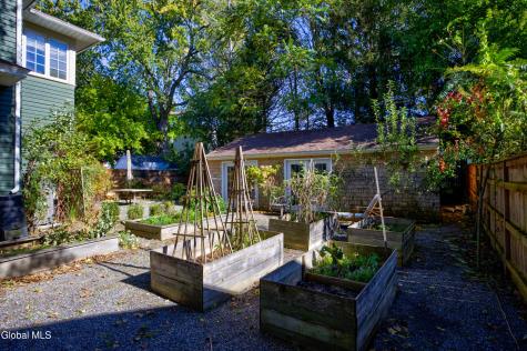 2606 15th Street Troy NY 12180
