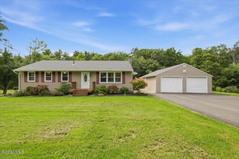 405 Starr Road Ravena NY 12143