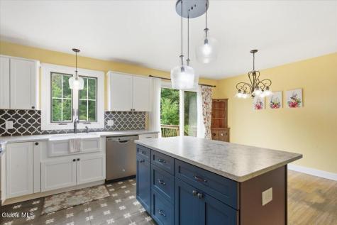 405 Starr Road Ravena NY 12143