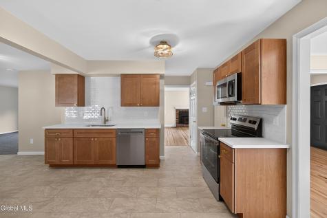 854 Maxwell Drive Niskayuna NY 12309