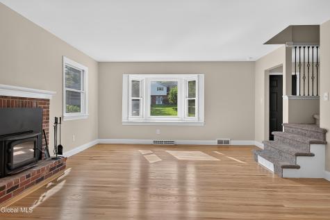 854 Maxwell Drive Niskayuna NY 12309