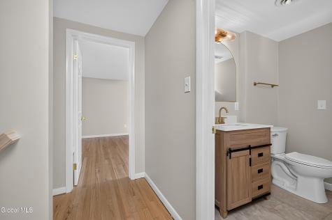 854 Maxwell Drive Niskayuna NY 12309