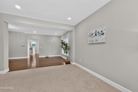3 Skybrook Circle Clifton Park NY 12065