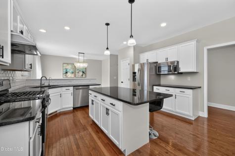 3 Skybrook Circle Clifton Park NY 12065