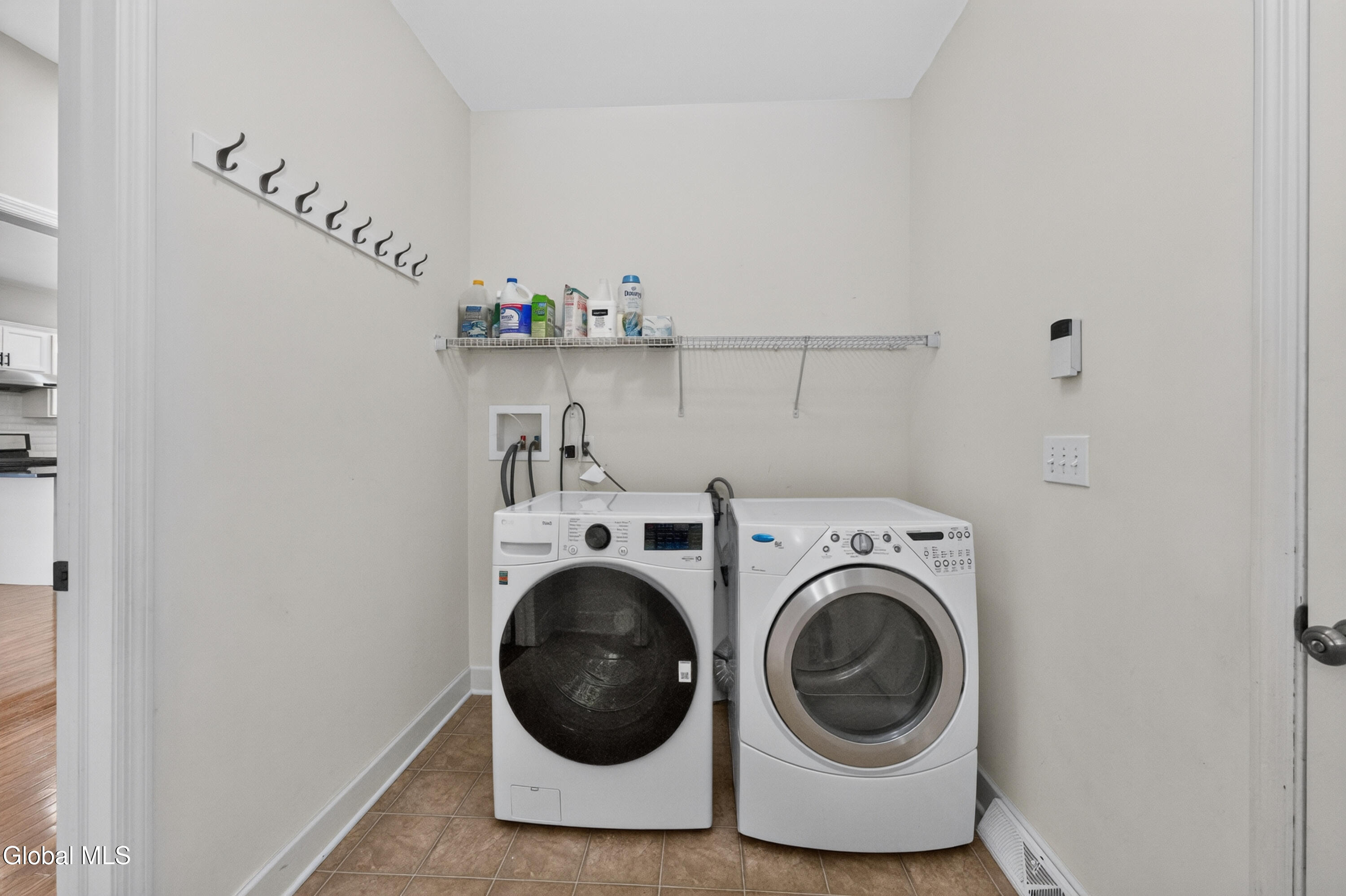 3 Skybrook Circle Clifton Park NY 12065