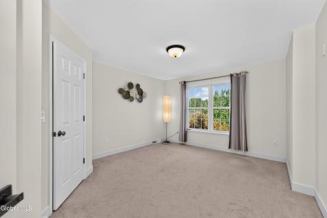 3 Skybrook Circle Clifton Park NY 12065