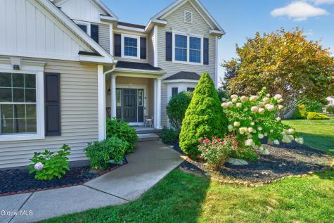 3 Skybrook Circle Clifton Park NY 12065