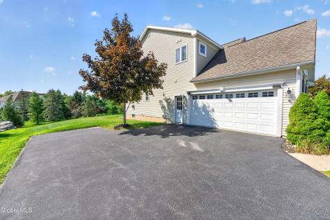 3 Skybrook Circle Clifton Park NY 12065