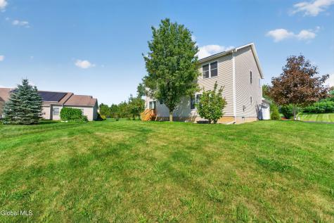 3 Skybrook Circle Clifton Park NY 12065