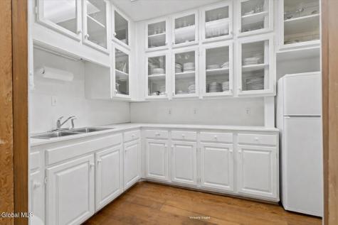 40 Geyser Road Saratoga Springs NY 12866