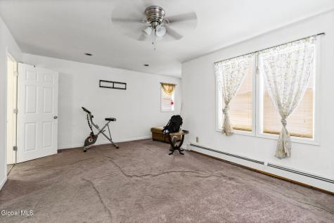 1827 8th Street Rensselaer NY 12144