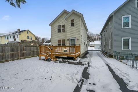 1827 8th Street Rensselaer NY 12144