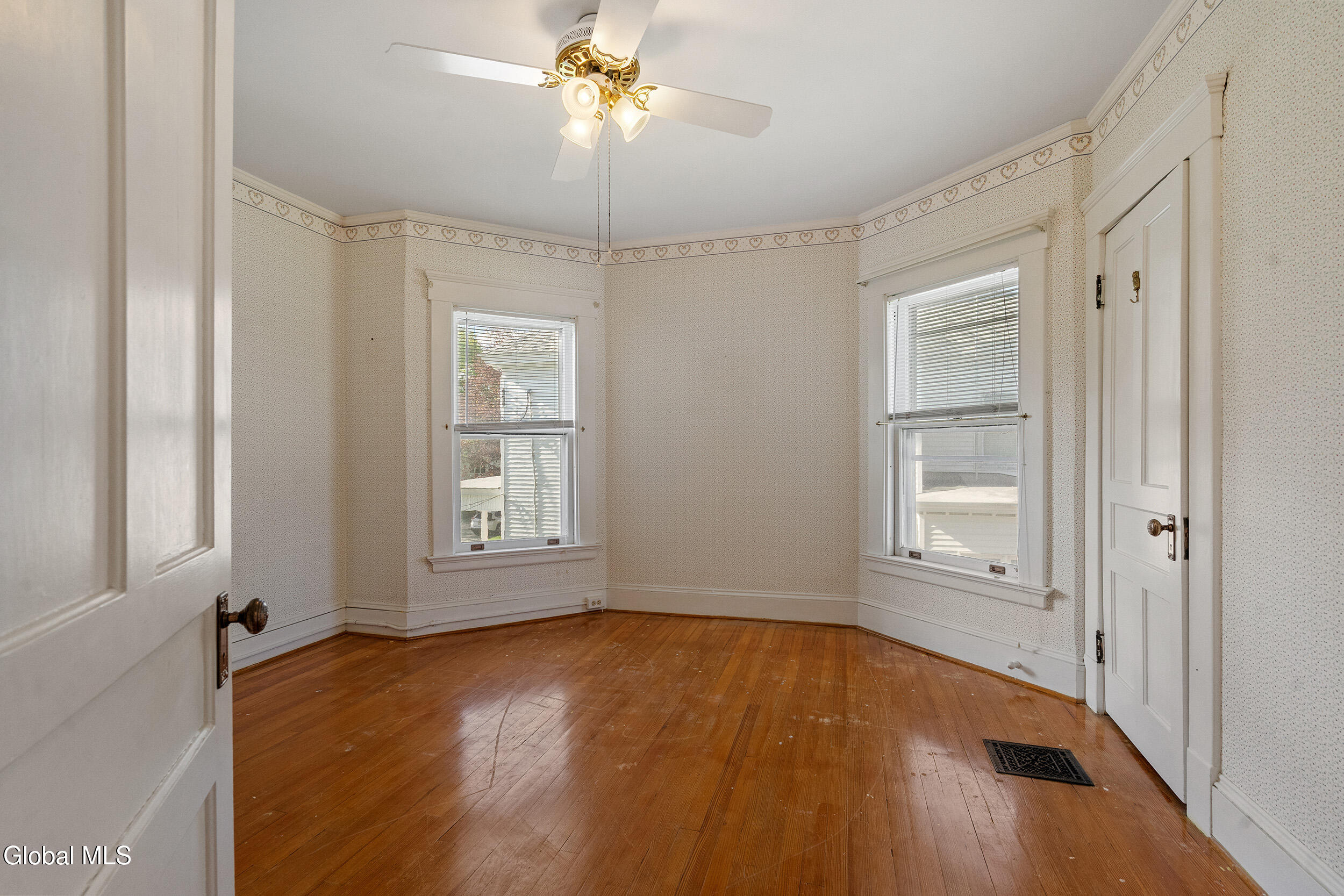 510 S William Street Johnstown NY 12095