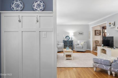 6 Hadel Road Glenville NY 12302