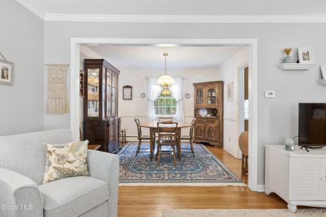 6 Hadel Road Glenville NY 12302