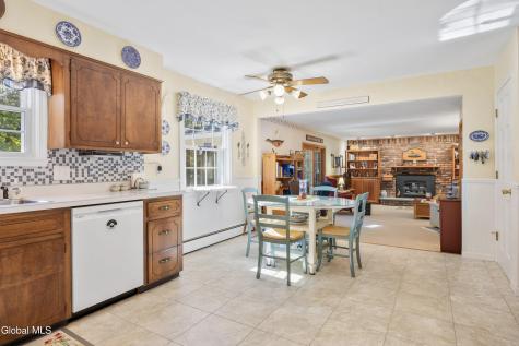 6 Hadel Road Glenville NY 12302