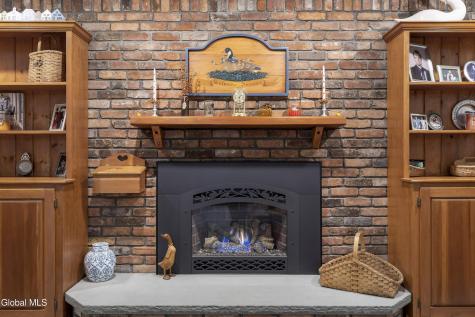 6 Hadel Road Glenville NY 12302