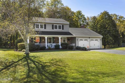 6 Hadel Road Glenville NY 12302
