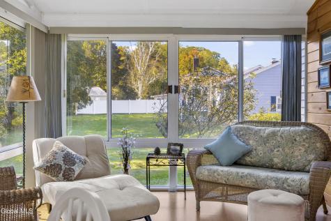 6 Hadel Road Glenville NY 12302