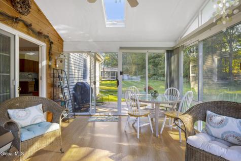 6 Hadel Road Glenville NY 12302