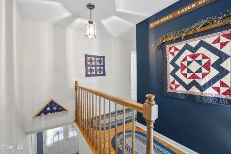 6 Hadel Road Glenville NY 12302