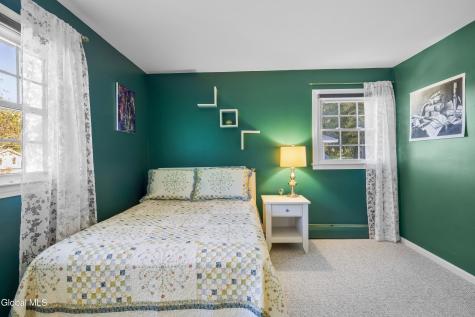 6 Hadel Road Glenville NY 12302