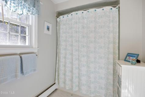 6 Hadel Road Glenville NY 12302