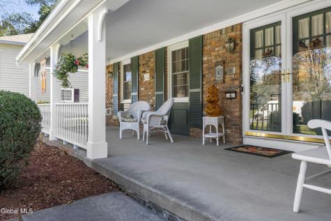 6 Hadel Road Glenville NY 12302