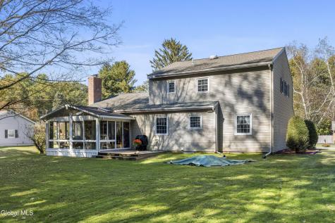 6 Hadel Road Glenville NY 12302