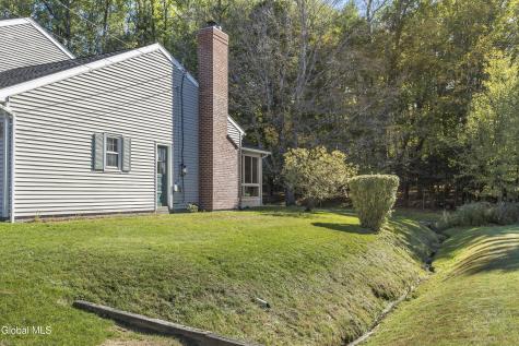 6 Hadel Road Glenville NY 12302